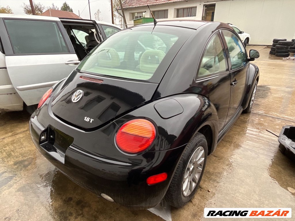 Volkswagen New Beetle bontott alkatrészei 7. kép