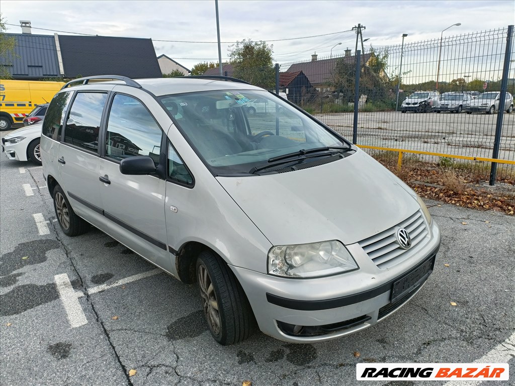 Volkswagen Sharan 1.9tdi(AUY) bontott alkatrészei LA7W színben eladók 2. kép