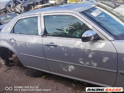 Chrysler 300C jobb első, jobb hátsó ajtó 