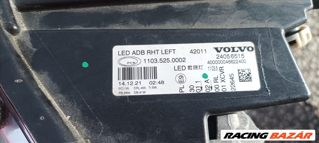 Volvo FH 5 kamion bal oldali ledes gyári fényszóró eladó! 24056515-23752680 6. kép