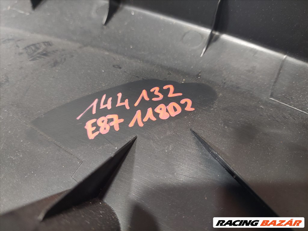 BMW E81 E87 fekete csomagtér ajtó borítás kárpit (144132) 7169975 4. kép