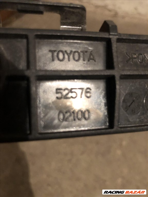 Toyota Auris (E180) Auris kombi hátsó lökhárító tartó 5257602100 2. kép