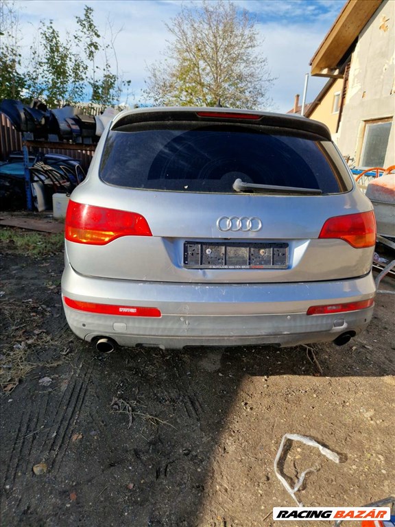 Audi Q7 (4L) bontott alkatrészei 2. kép