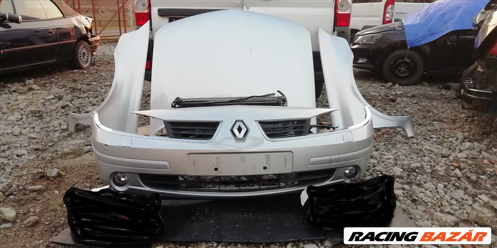Renault Laguna II bontott alkatrészei 1. kép