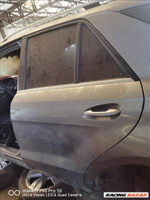 Mercedes ML-osztály W166 bal hátsó ajtó 