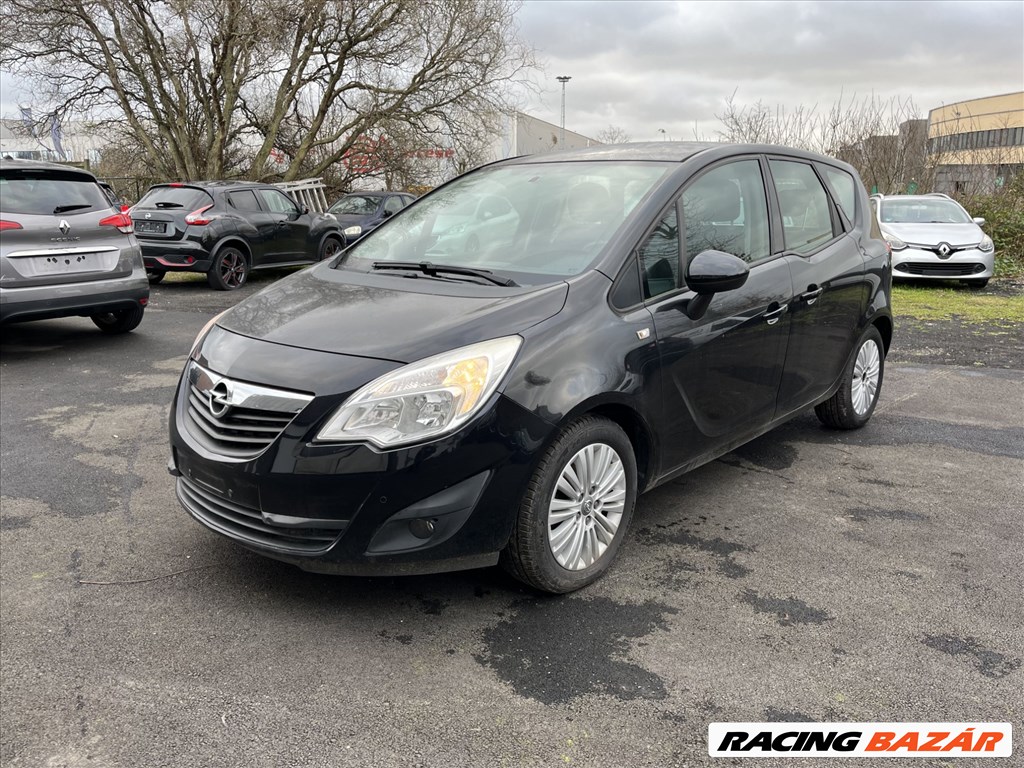 Opel Meriva B 1.3 cdti bontott alkatrészei 3. kép