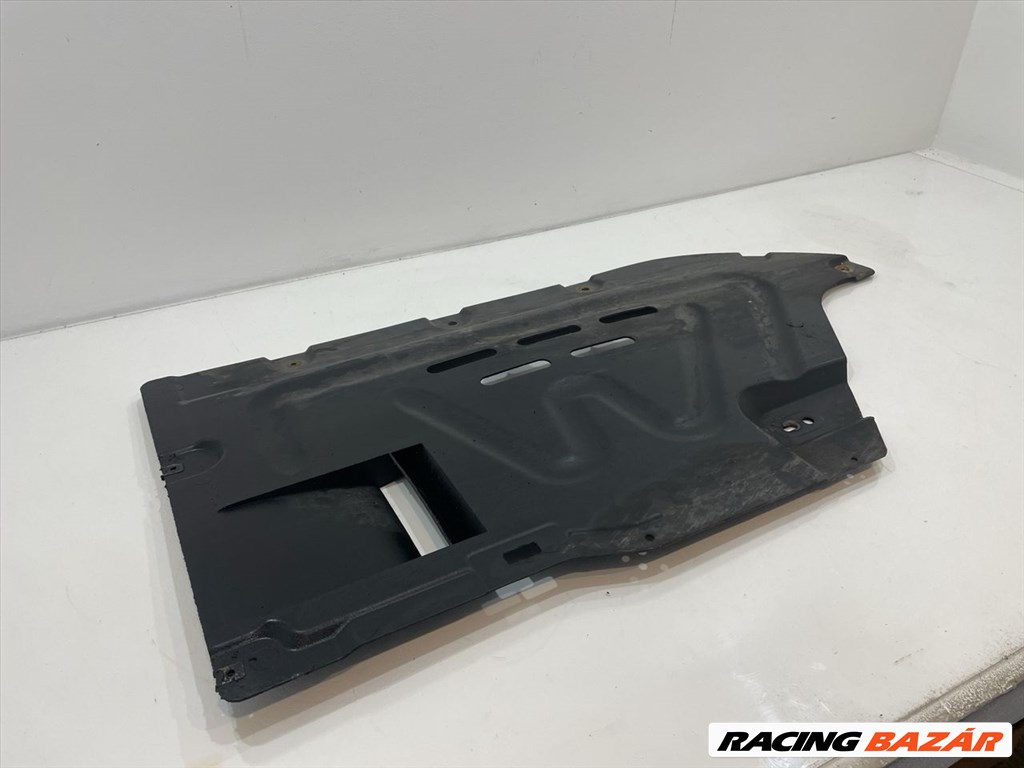 BMW E87 E82 E88 váltó alatti burkolat 51757059388 2. kép