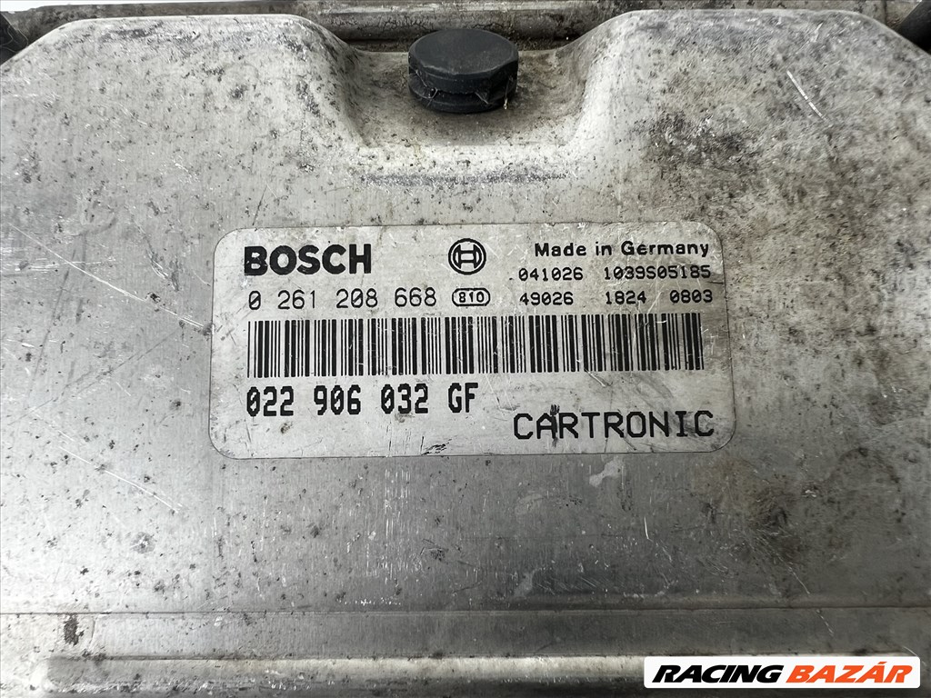 Porsche Cayenne 3.2 benzin 250le VR6 motorvezérlő  022906022gf 2. kép