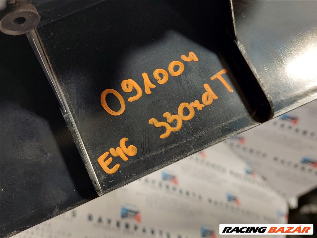 BMW E46 touring fekete jobb hátsó csomagtér akkumulátor borítás takaró konzol (091004) 8232582 4. kép