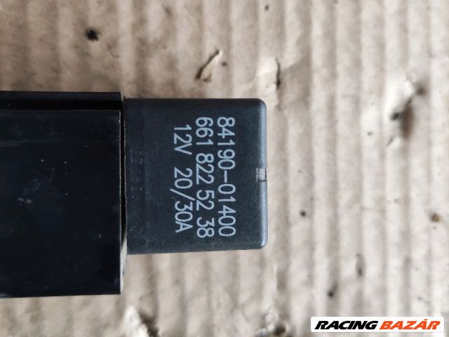 SsangYong Rodius 270 Xdi 4WD Relé 8419001400 4. kép