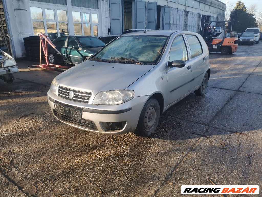 Fiat Punto II 1.2 16V lökhárító  2. kép