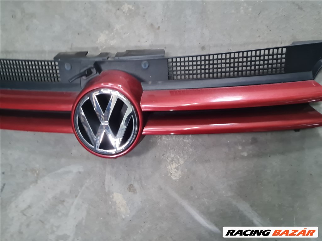 Volkswagen Golf IV hűtőrács LG3K színkóddal  5. kép