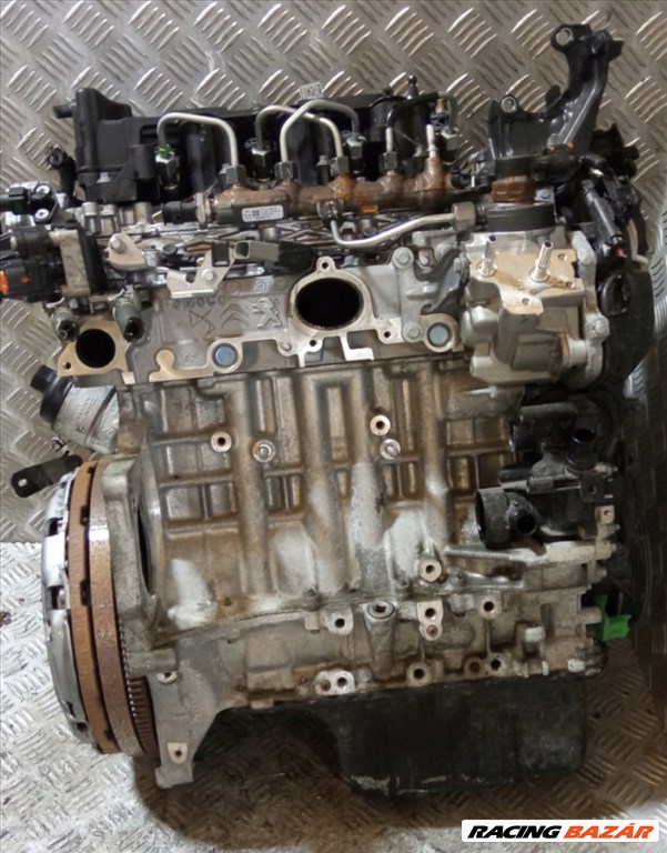 Opel ASTRA (L) YH01 motor  1. kép