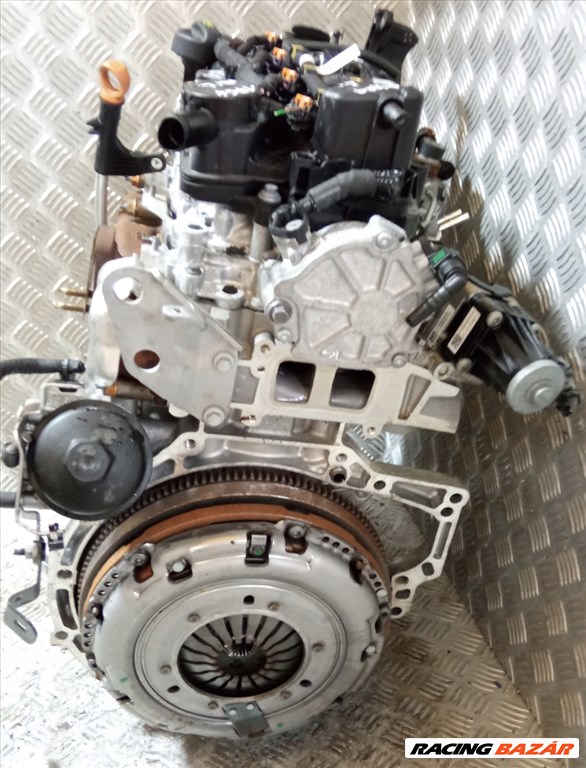 Opel ASTRA (L) YH01 motor  2. kép