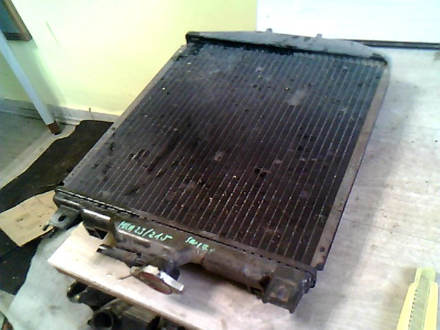 SUZUKI SWIFT 89-96 Vízhűtő, radiátor 1. kép