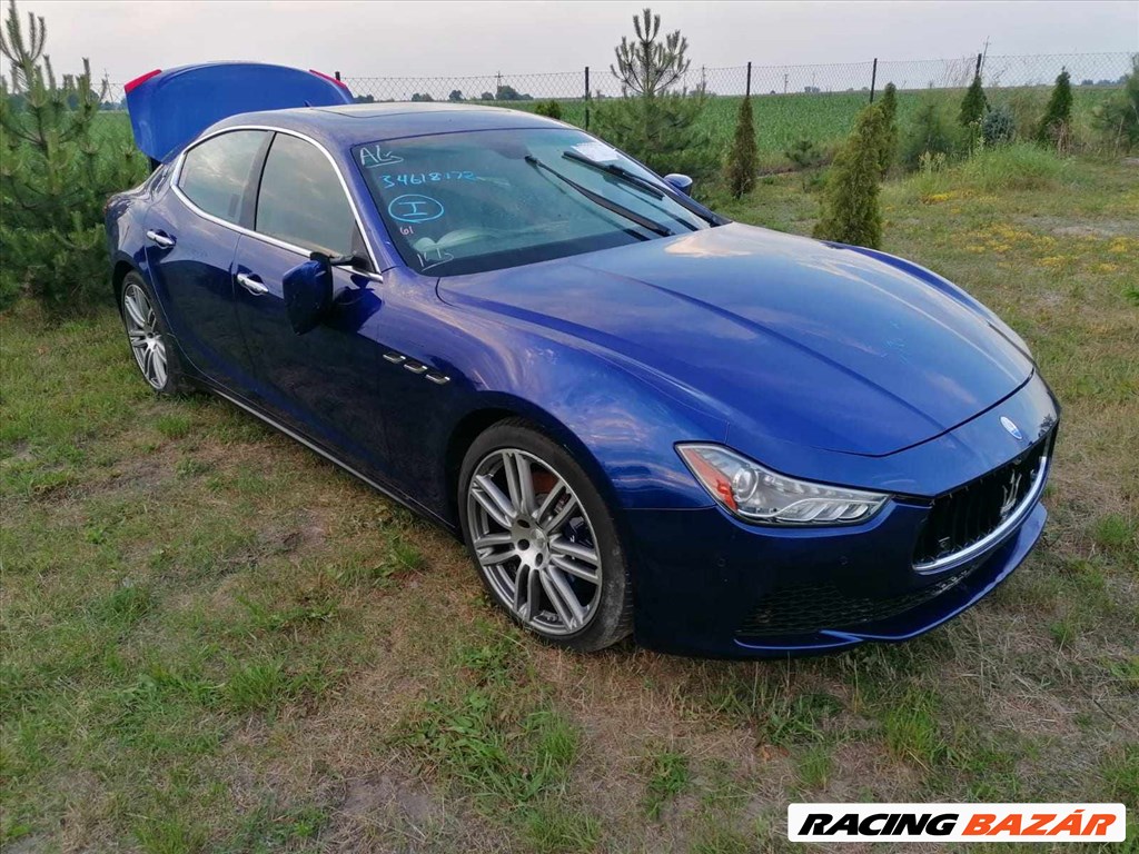 Maserati Ghibli bontott alkatrészei 1. kép