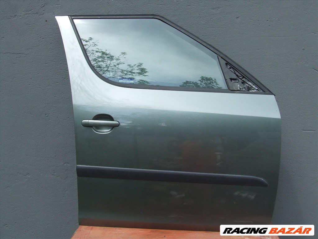 Skoda Fabia II, Skoda Roomster Motorháztető ajtó sárvédő homlokfal  20. kép