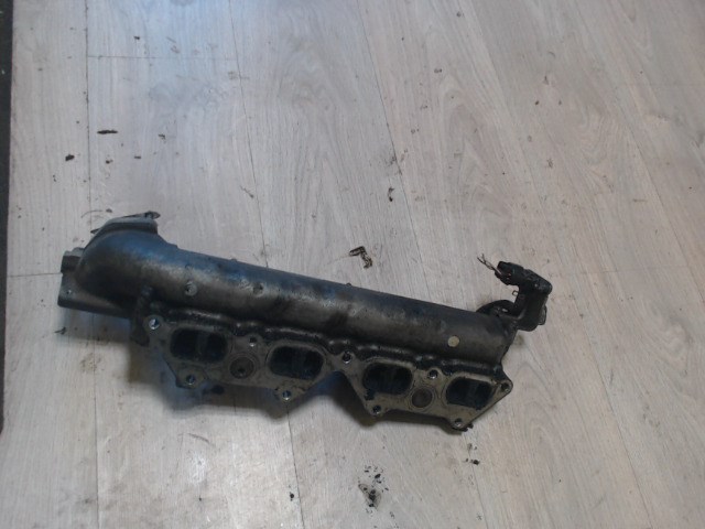 MAZDA 5 2005.06.01-2008.01.31 Szívócsonk 1. kép