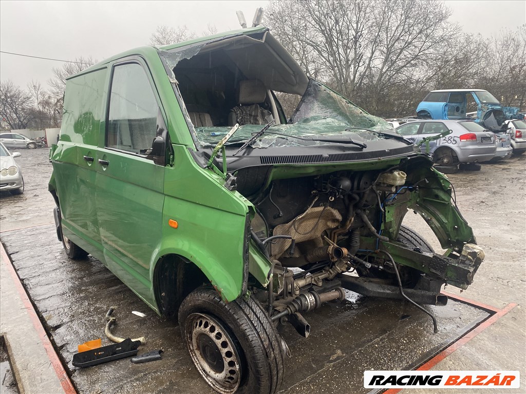 Volkswagen T5 1.9TDI bontott alkatrészei 1. kép