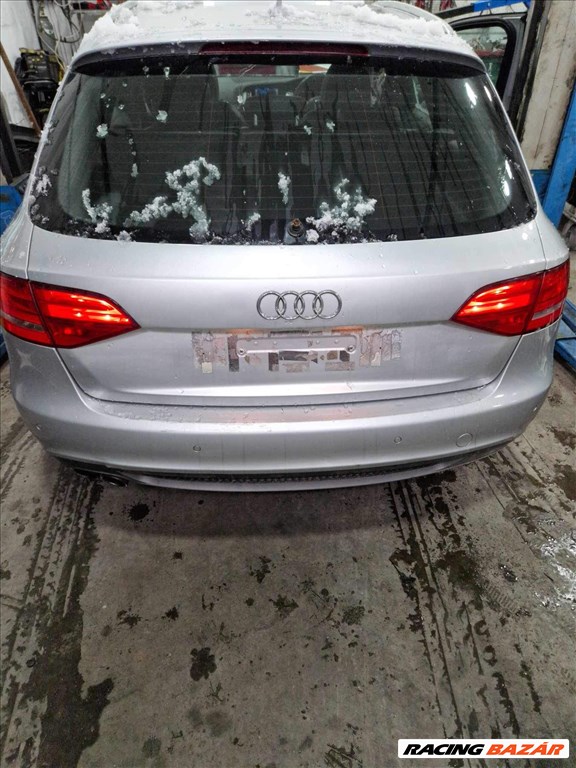 Audi A4 (B8 - 8K) bontott alkatrészei 4. kép