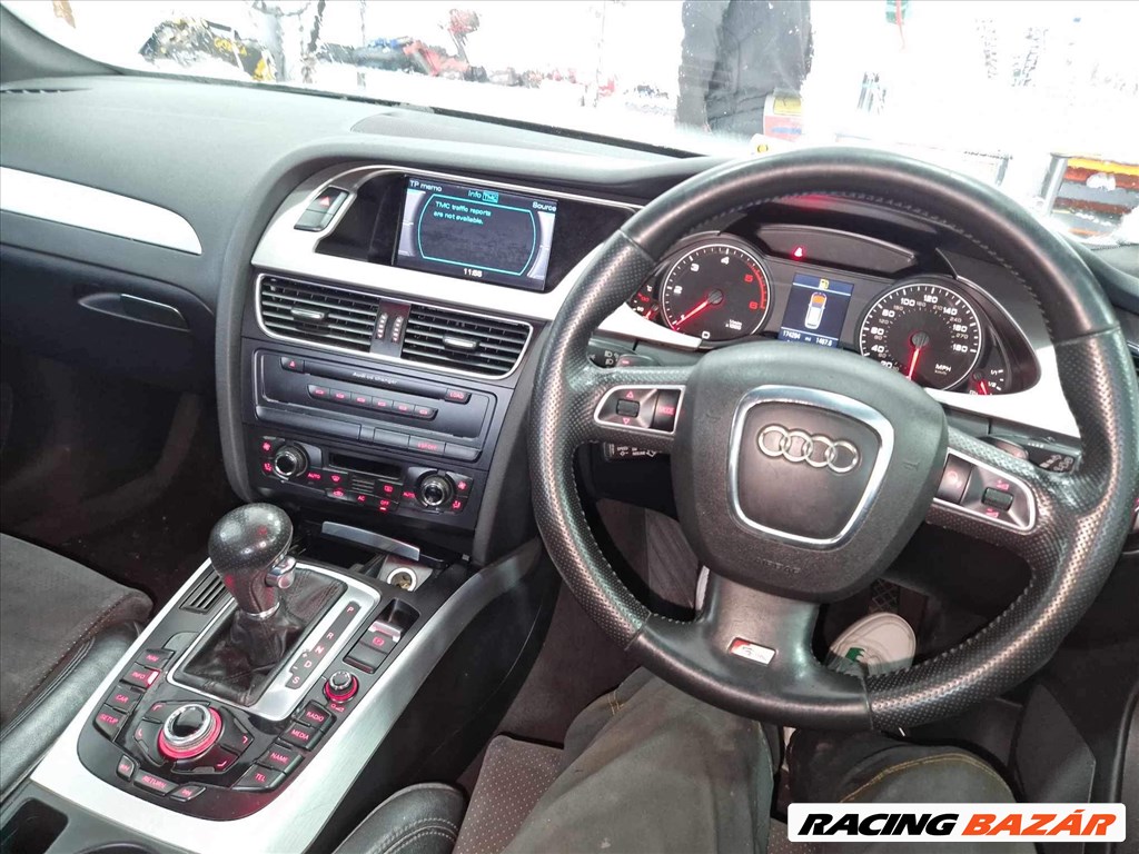 Audi A4 (B8 - 8K) bontott alkatrészei 5. kép