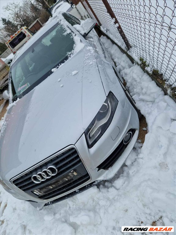 Audi A4 (B8 - 8K) bontott alkatrészei 6. kép