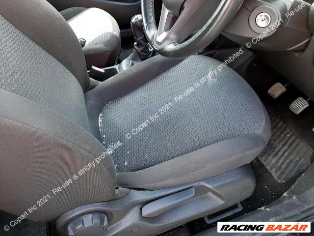 Opel Corsa E  5 ajtós bontott alkatrészei 14. kép