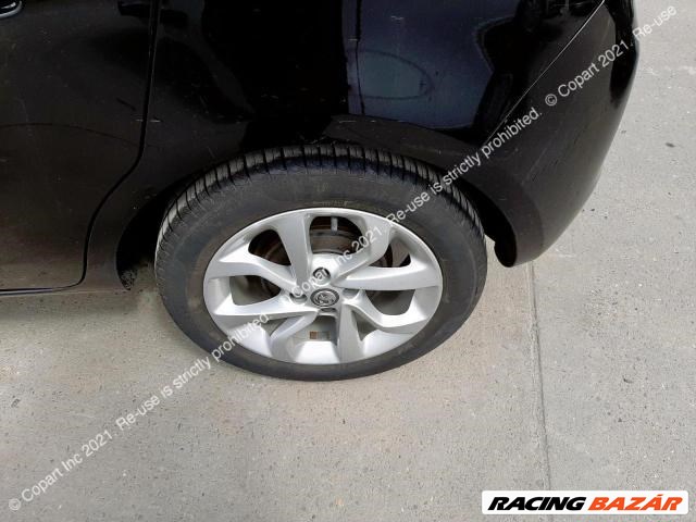 Opel Corsa E  5 ajtós bontott alkatrészei 16. kép