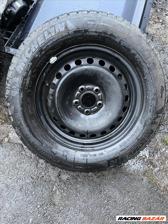 Ford gyári felni 235/60R16  1. kép