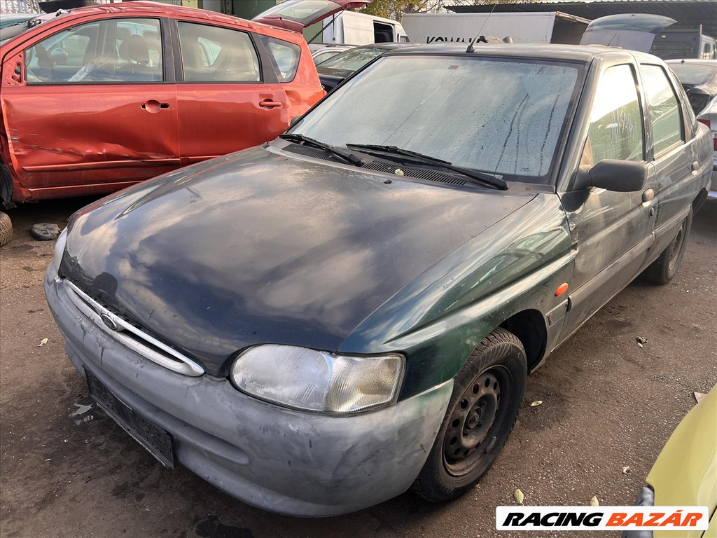 Ford Escort 1.3 és 1.4  bontott alkatrészei 4. kép