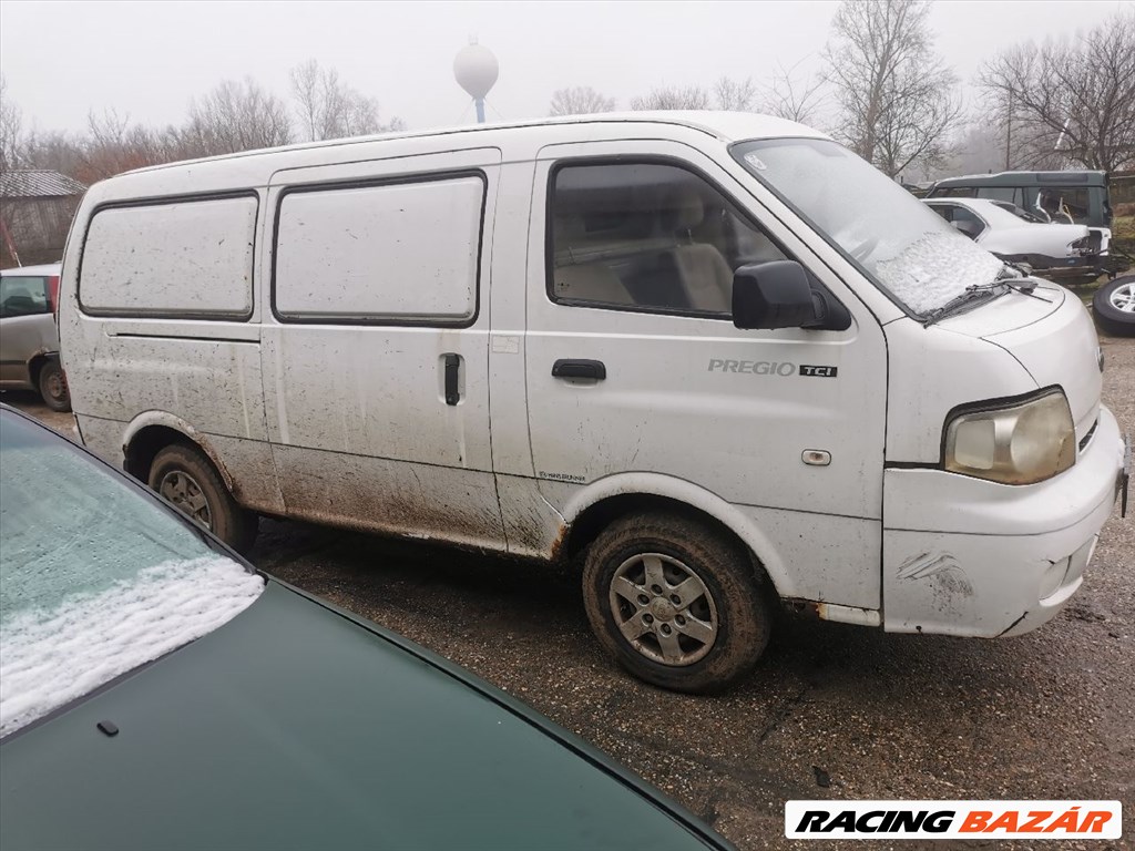 Kia Pregio 2.5 TCI féltengely  69kw94le 4. kép