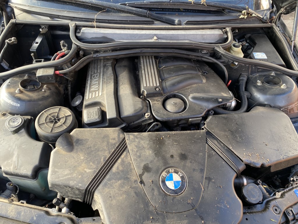 BMW 316 (E46) 316/318i bontott alkatrészei 4. kép