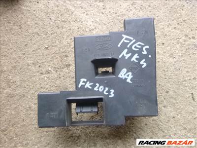 Ford Fiesta Mk4 1996 bal hátsó lámpa foglalat 96FG 13N004 BA 96fg13n004ba
