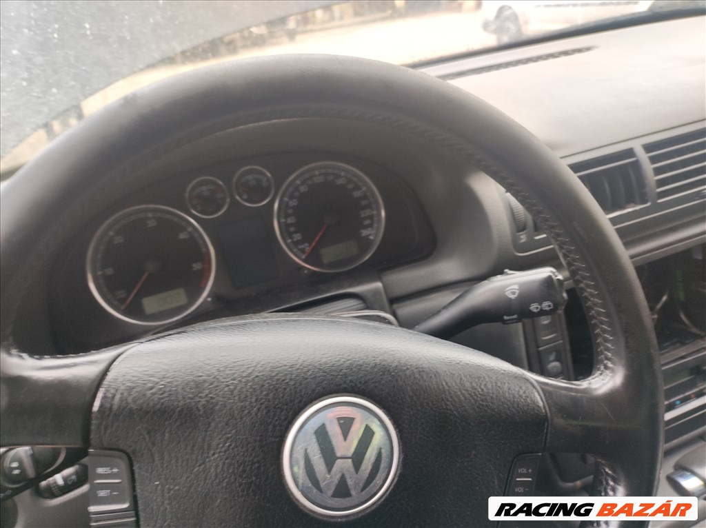 Volkswagen Passat B5.5 , 2.5 V6 TDI, BDG motorkód, automata, LO41 színkód bontott alkatrészei 11. kép