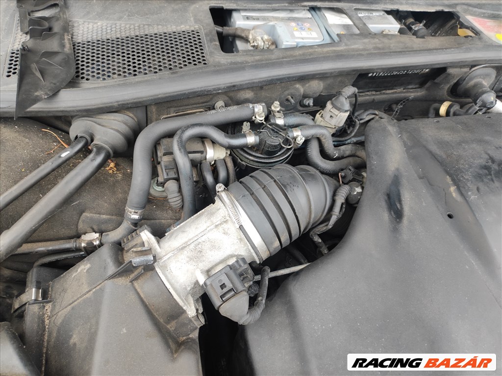 Volkswagen Passat B5.5 , 2.5 V6 TDI, BDG motorkód, automata, LO41 színkód bontott alkatrészei 15. kép