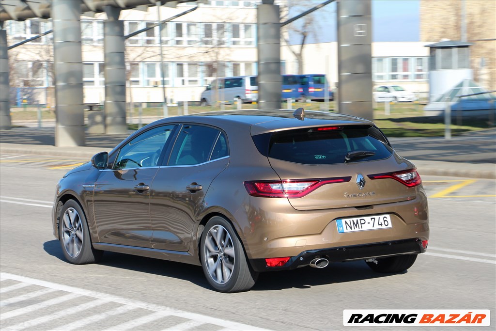 Renault Mégane IV bontott alkatrészei 1. kép