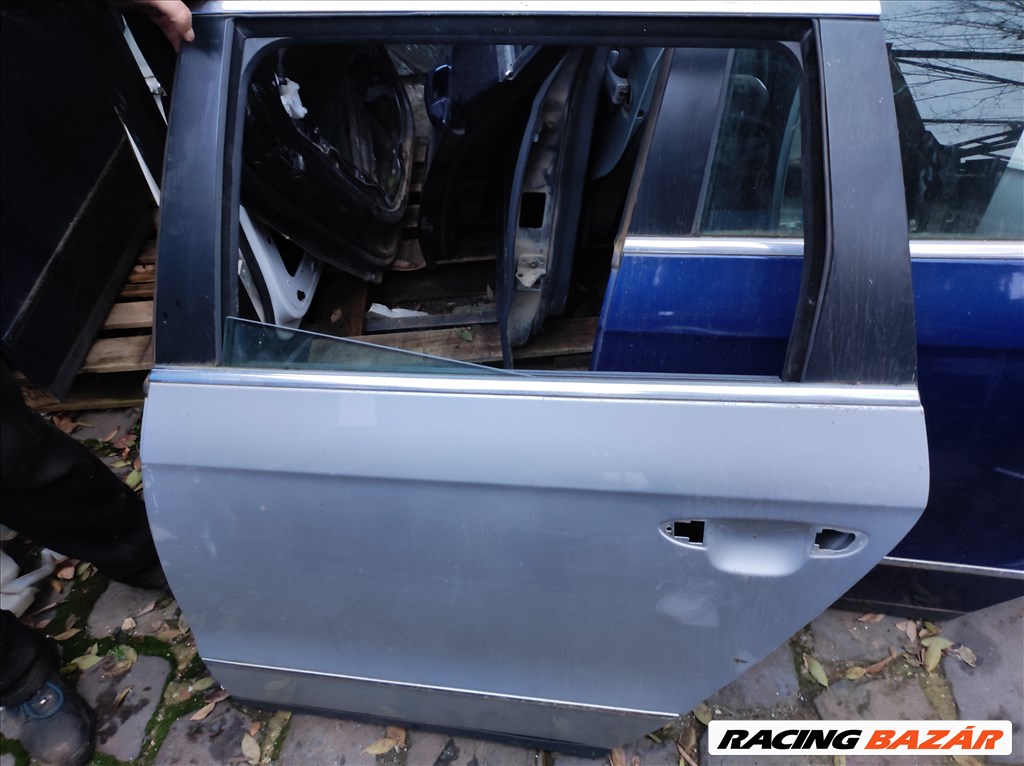 Volkswagen Passat B6 kombi , bal hátsó ajtó , LA7W 1. kép