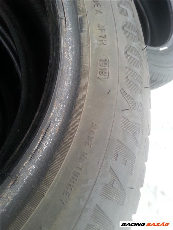  175/65R14 Goodyear Ultragrip9 téli gumi 2 db 4. kép