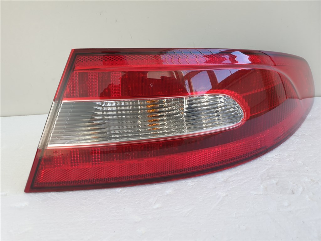 506231 Jaguar XF, 2011, Jobb Hátsó Külső LED Lámpa 8X2313404 2. kép