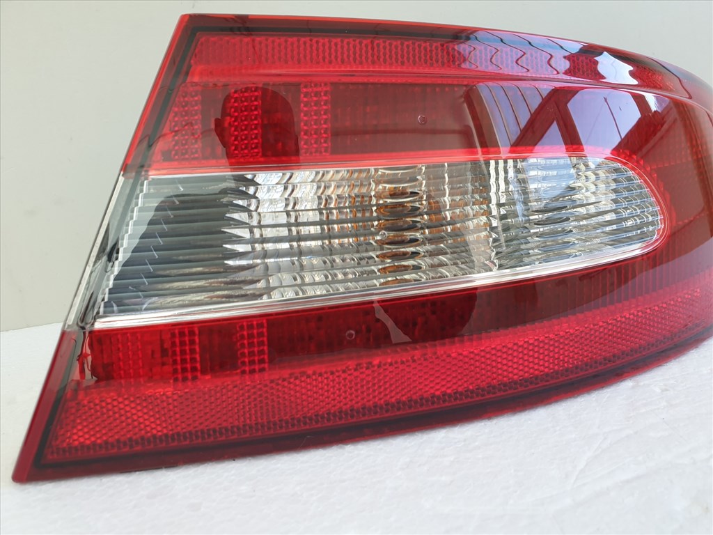 506231 Jaguar XF, 2011, Jobb Hátsó Külső LED Lámpa 8X2313404 4. kép
