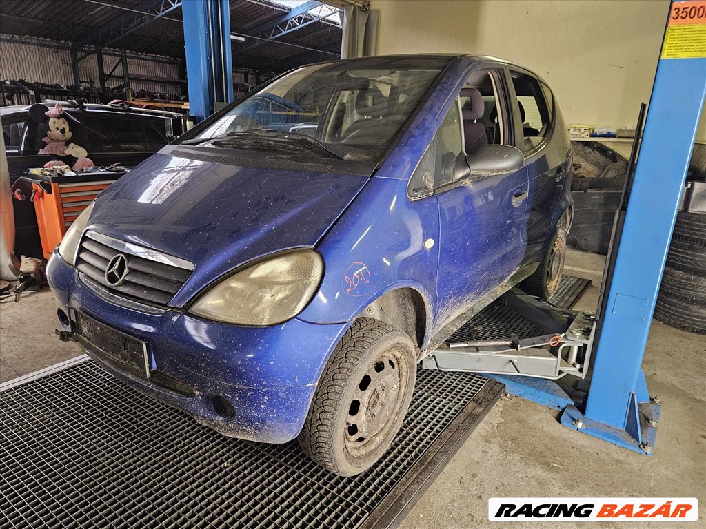 Mercedes A 160 (W168) bontott alkatrészei 3. kép