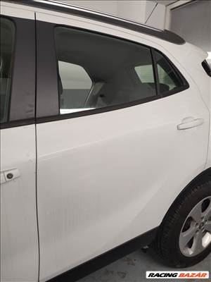Opel Mokka bal hátsó ajtó fehér GAZ