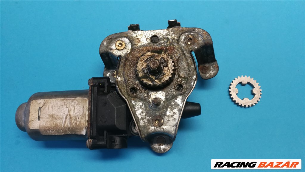 Renault ablakemelő szerkezetek javítása,szereléssel is,javítószettek,www.ablakemeloalkatreszek.hu 13. kép