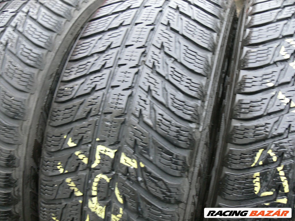 215/70 R16 Nokian Téli gumik 3. kép