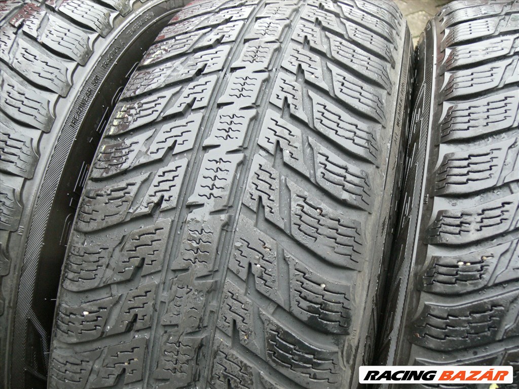 215/70 R16 Nokian Téli gumik 4. kép