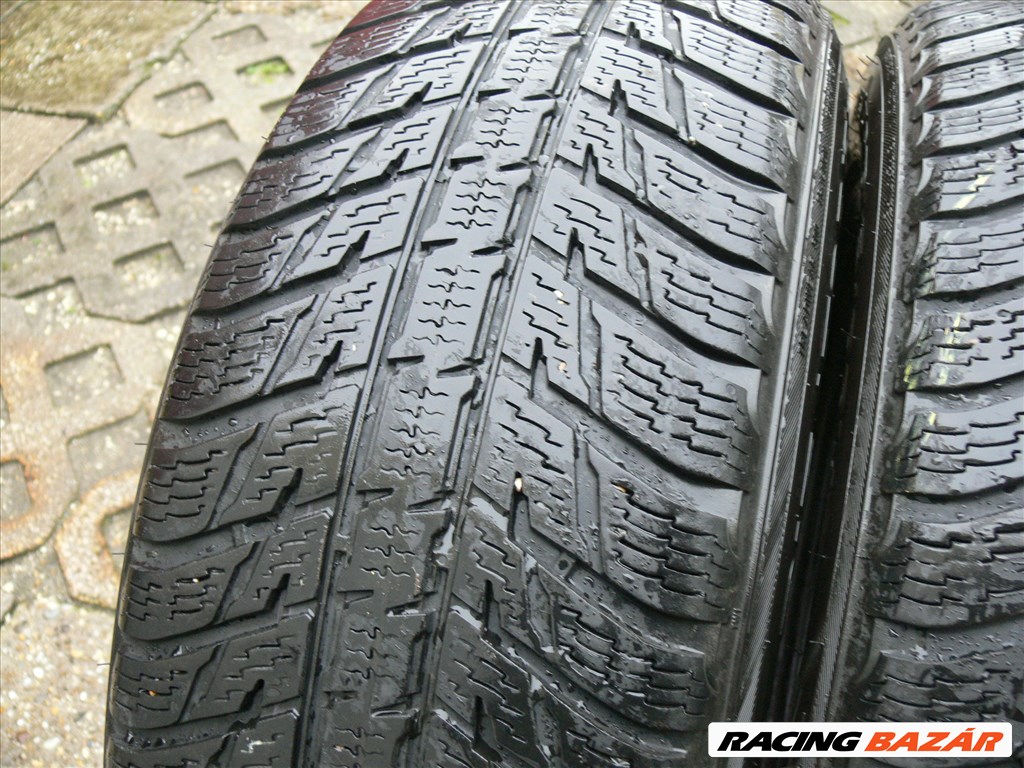 215/70 R16 Nokian Téli gumik 5. kép