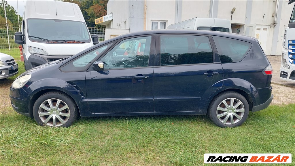 Ford S-MAX Mk1 bontott alkatrészei vagy egyben bontásra eladó .  4. kép