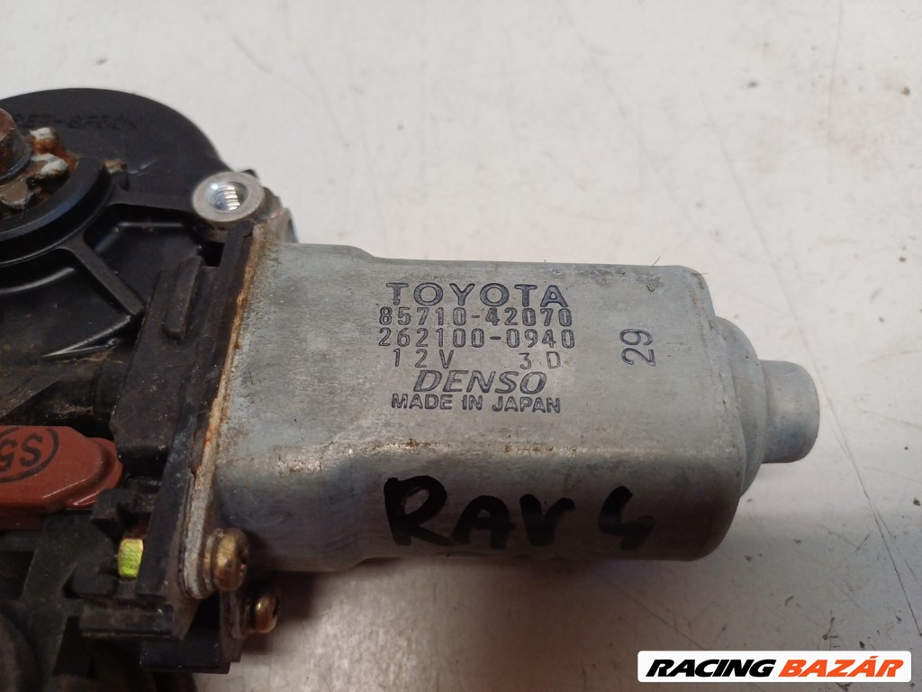 Toyota Rav 4 (XA20) bal hátsó ablakemelõ motor 8571042070 3. kép