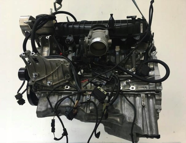 BMW 7 G11 Komplett motor 740e B48B20B 1. kép