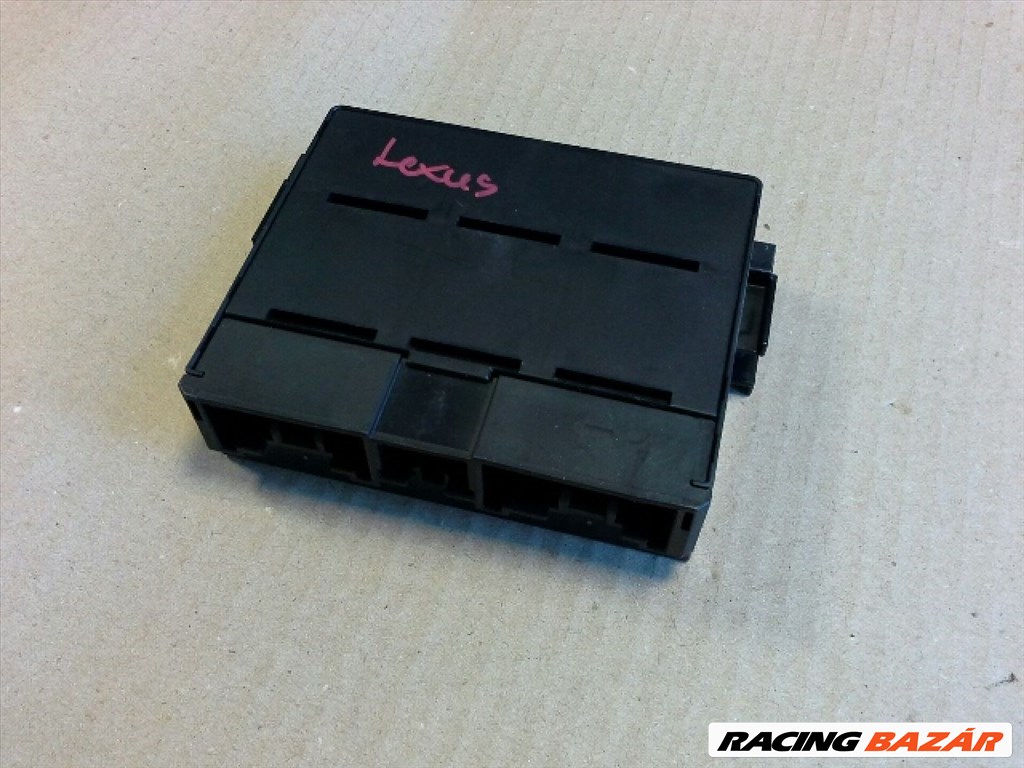 Lexus GS 300 komfort elektronika  8921130020 2. kép
